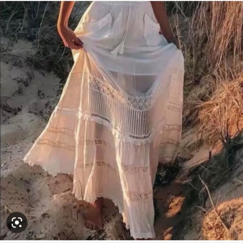 Hanging rock skirt
